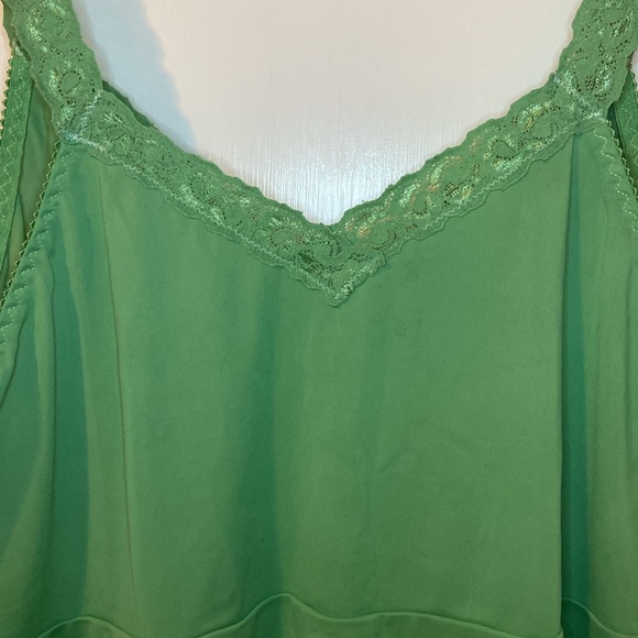 Vintage Hand-dyed Green Lace Trim Camisole Slip Top - Picture 9 of 13